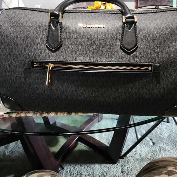 Michael Kors travel duffel bag - Picture 7 of 8